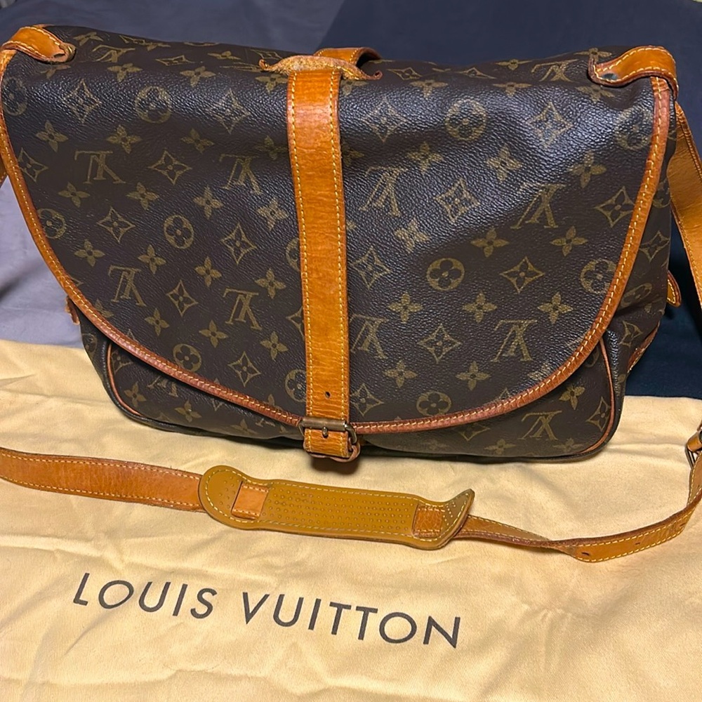 Louis Vuitton Saumur Monogram Messenger Bag